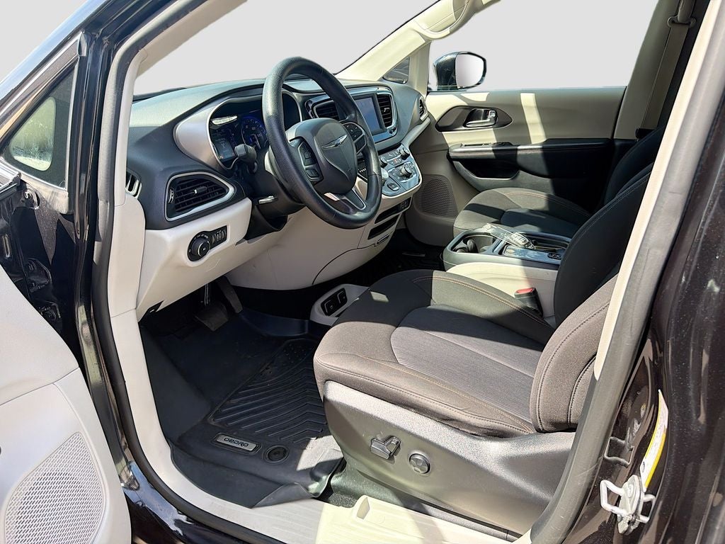 2020 Chrysler Pacifica Touring