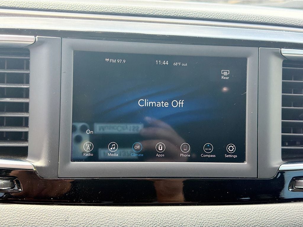 2020 Chrysler Pacifica Touring