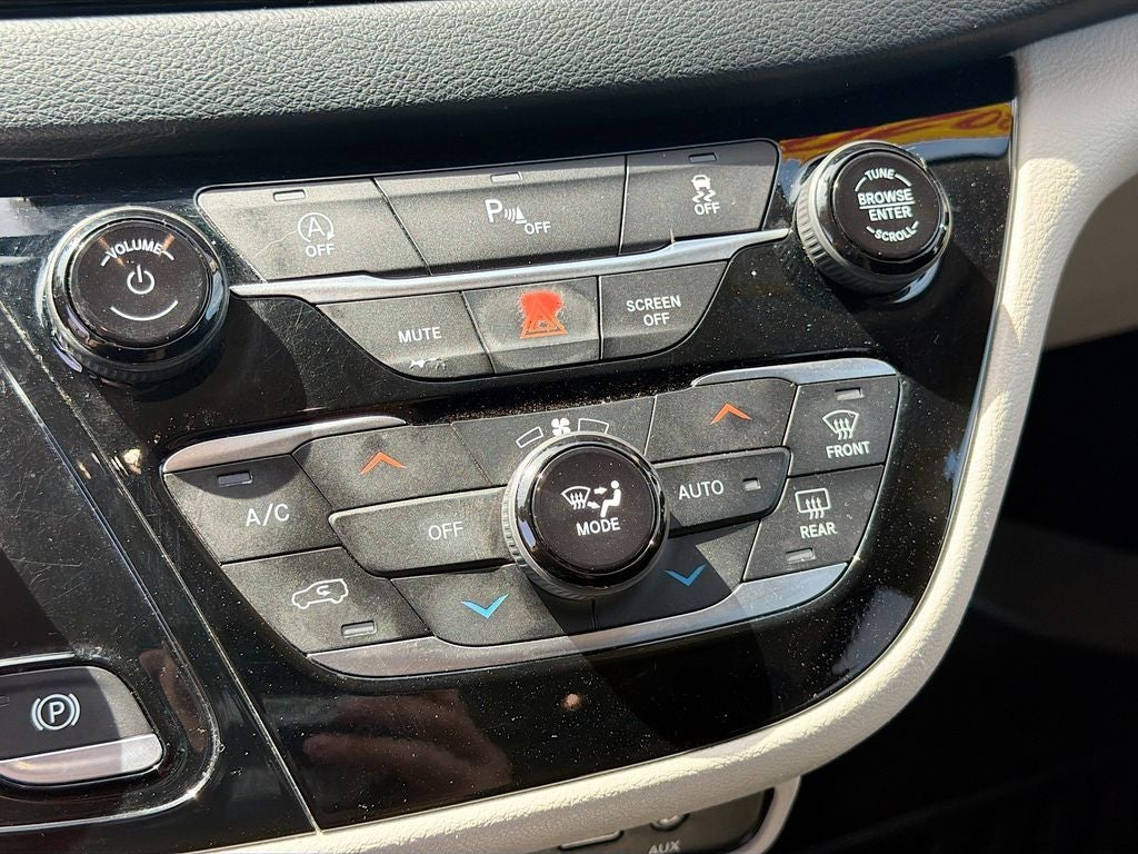 2020 Chrysler Pacifica Touring