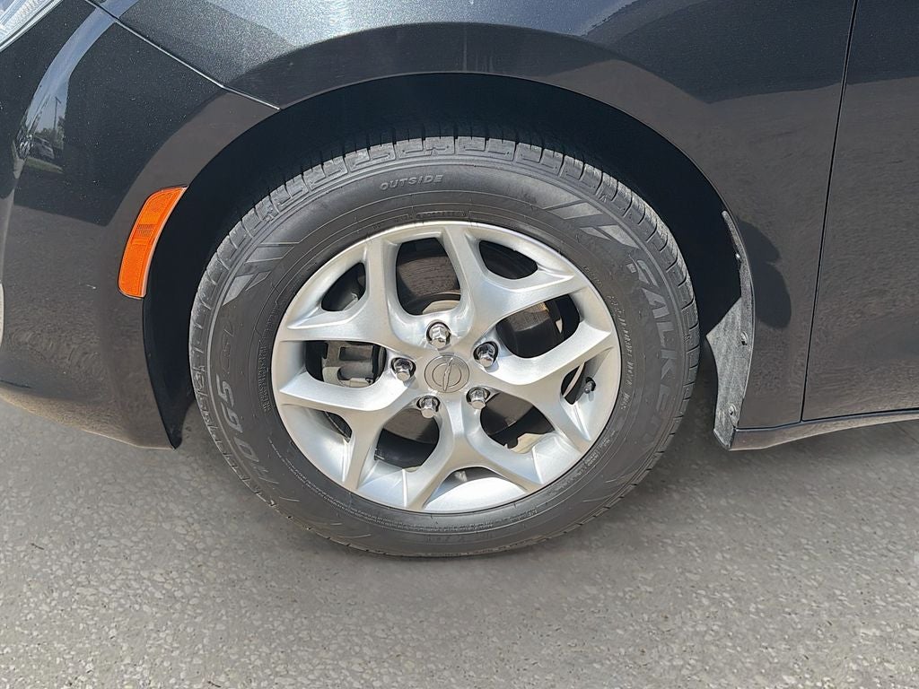 2020 Chrysler Pacifica Touring