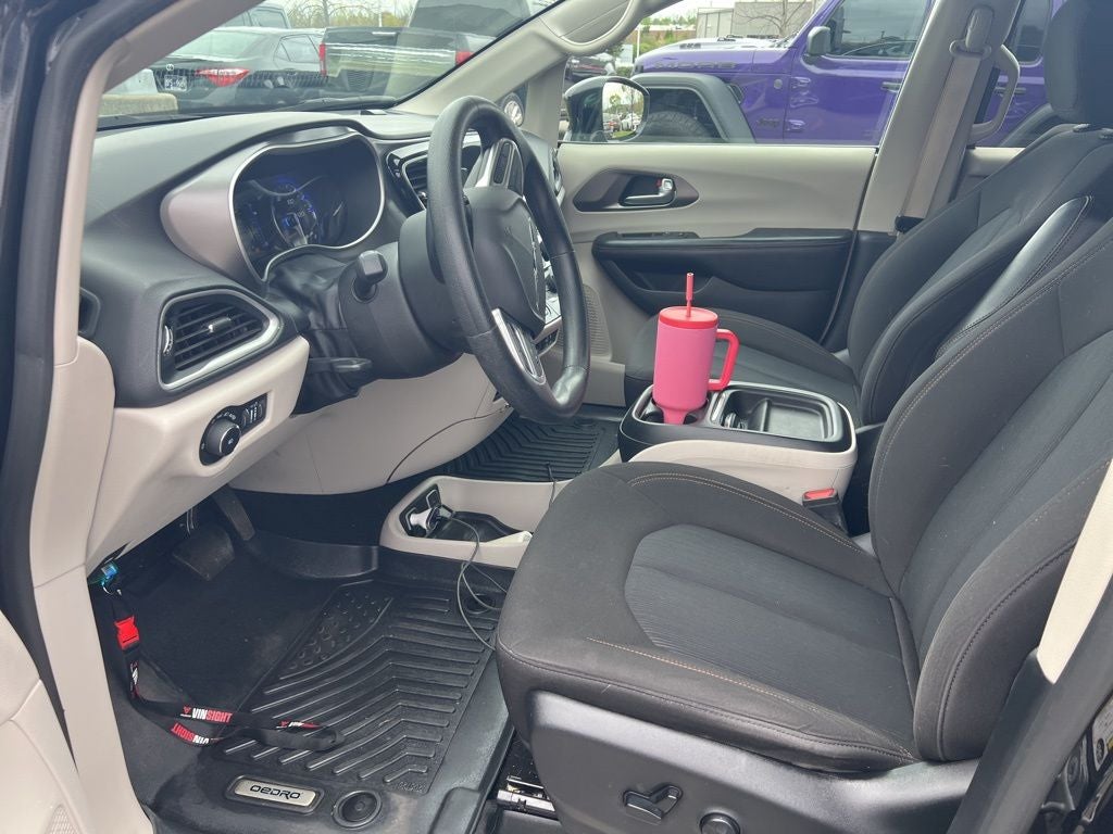 2020 Chrysler Pacifica Touring