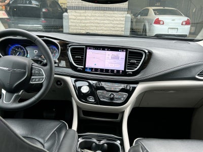 2024 Chrysler Pacifica Limited