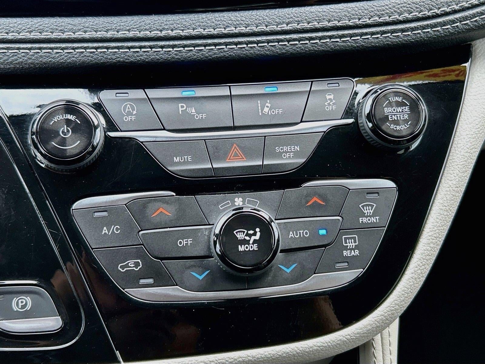 2024 Chrysler Pacifica Limited