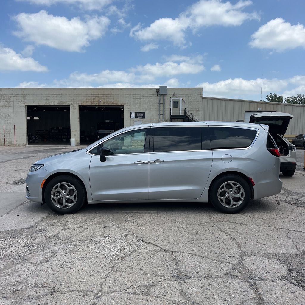 2024 Chrysler Pacifica Limited