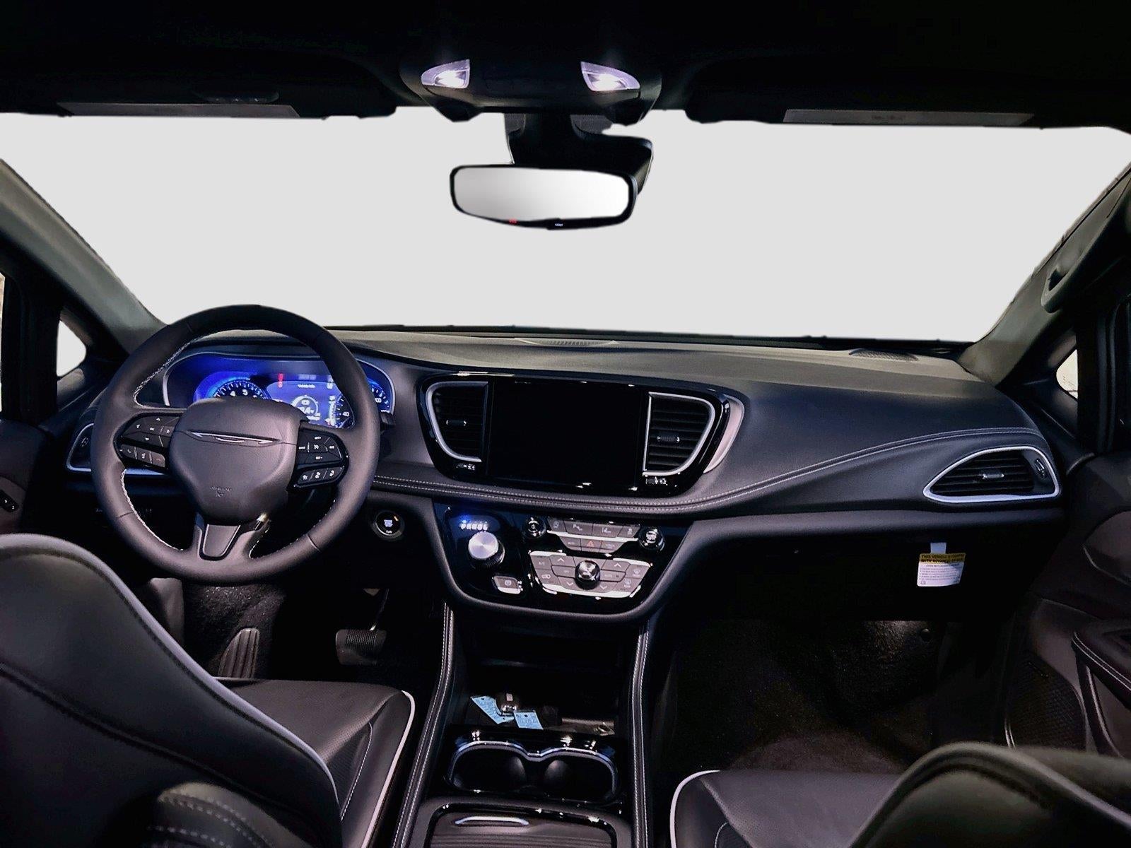 2027 Chrysler Pacifica PACIFICA LIMITED