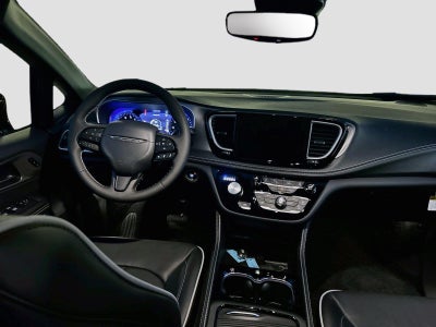 2027 Chrysler Pacifica PACIFICA LIMITED