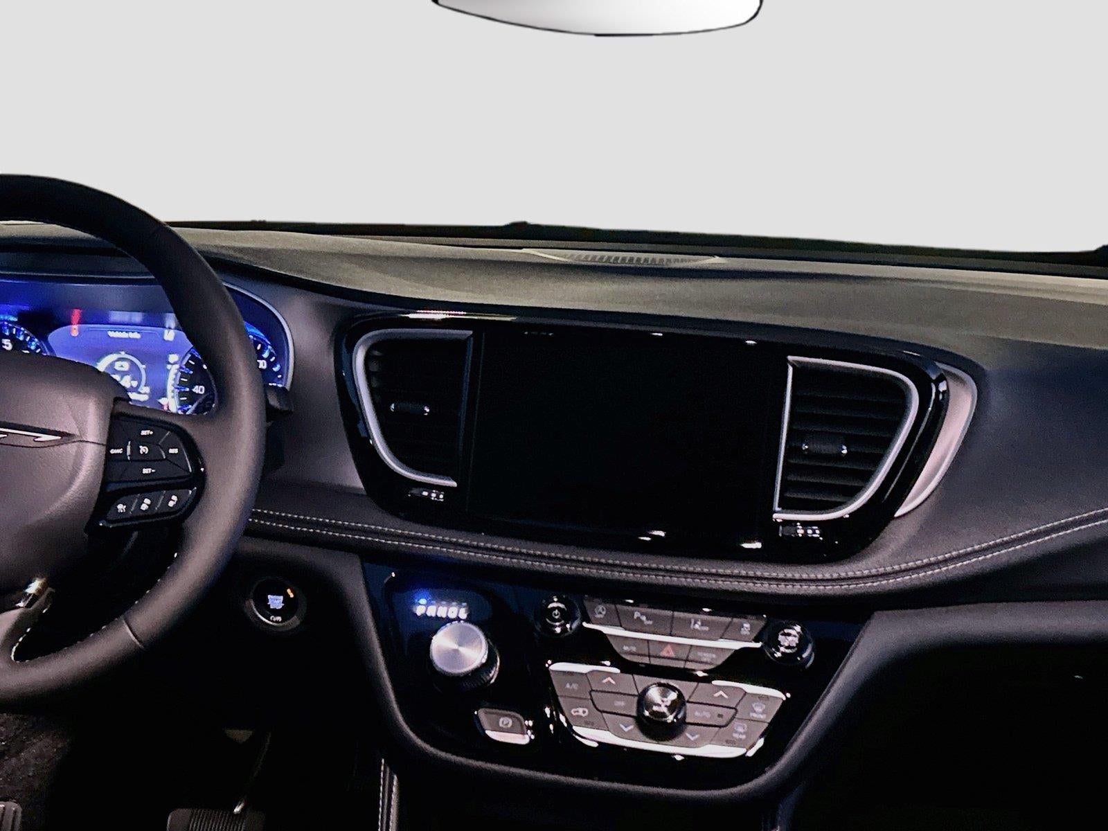 2027 Chrysler Pacifica PACIFICA LIMITED