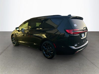 2027 Chrysler Pacifica PACIFICA LIMITED