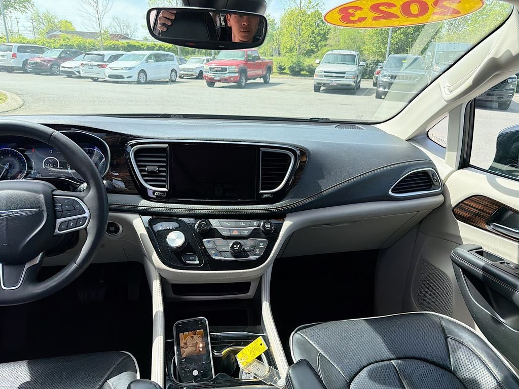 2023 Chrysler Pacifica Limited
