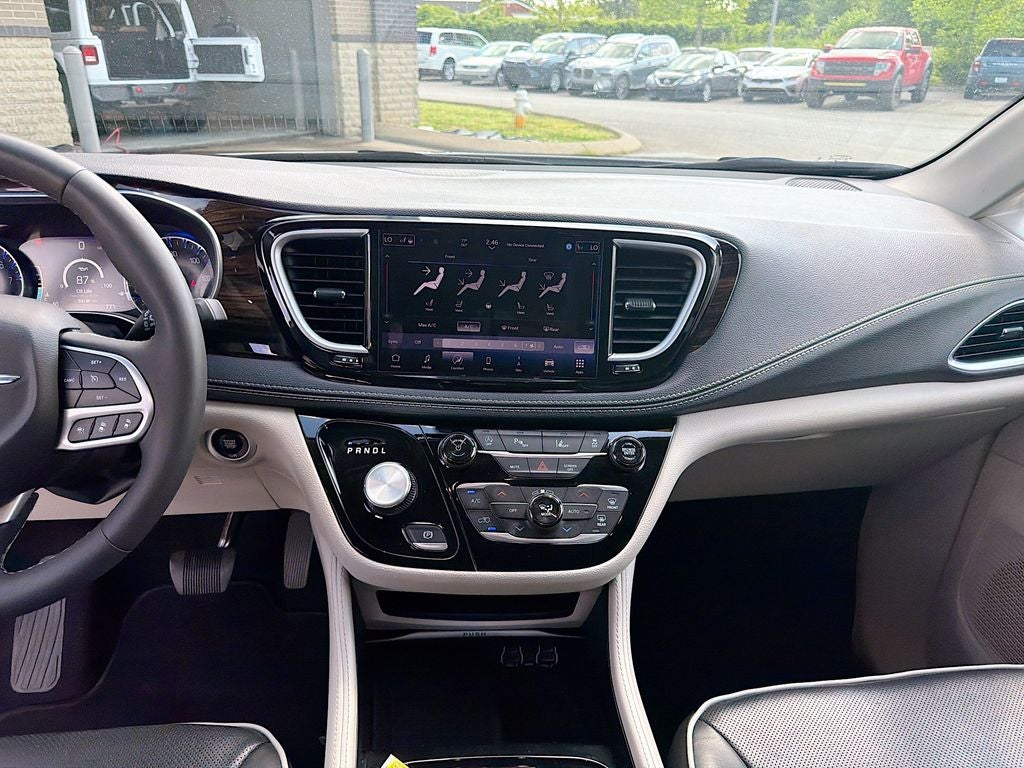 2024 Chrysler Pacifica Limited