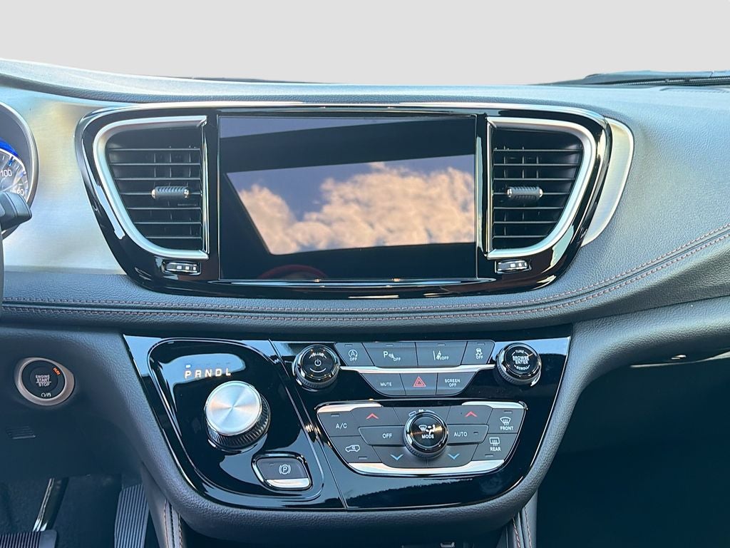 2026 Chrysler Pacifica PACIFICA PINNACLE