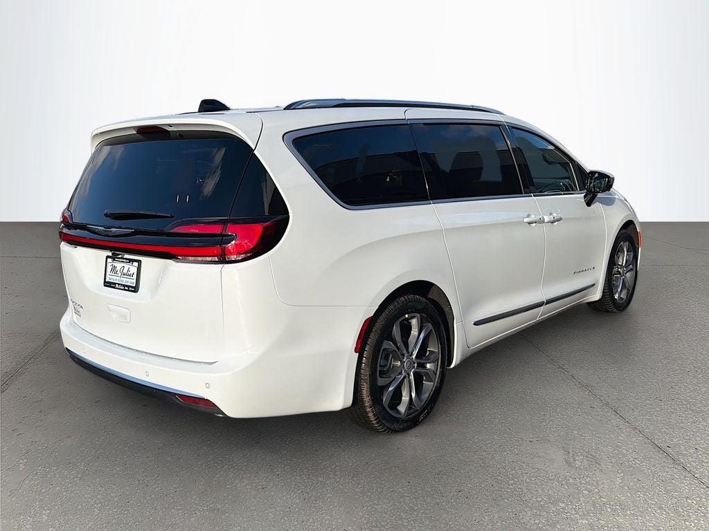 2026 Chrysler Pacifica PACIFICA PINNACLE