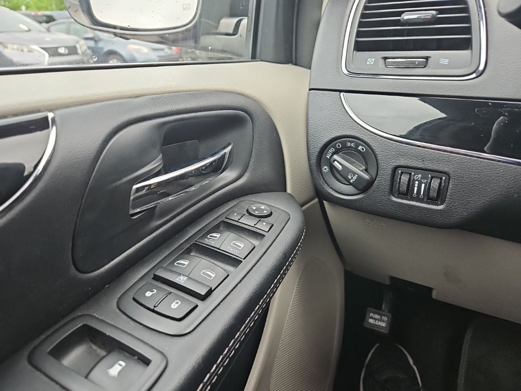 2016 Dodge Grand Caravan SXT