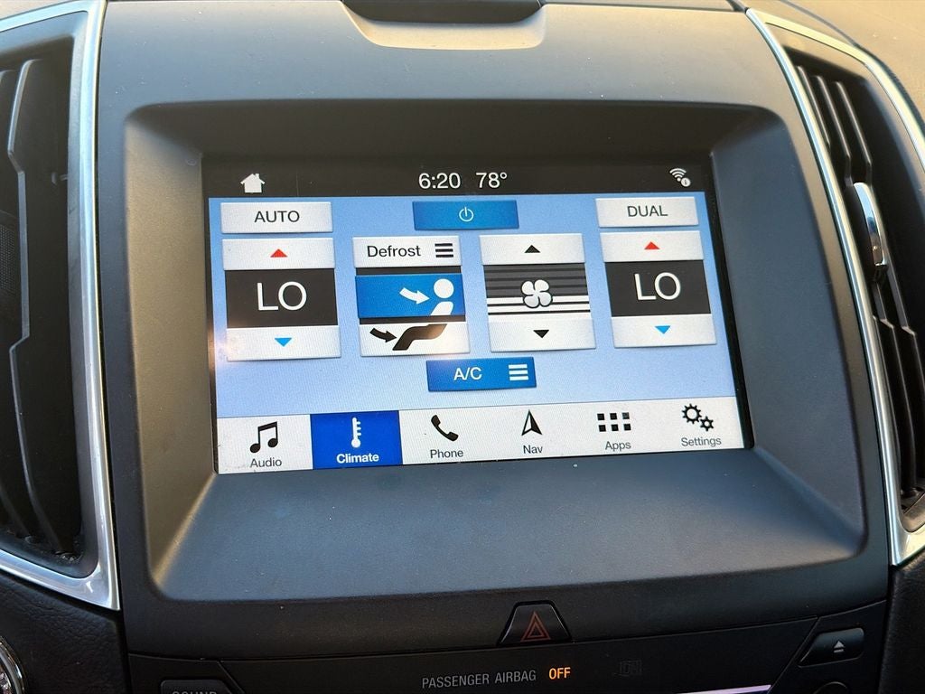 2017 Ford Edge Titanium