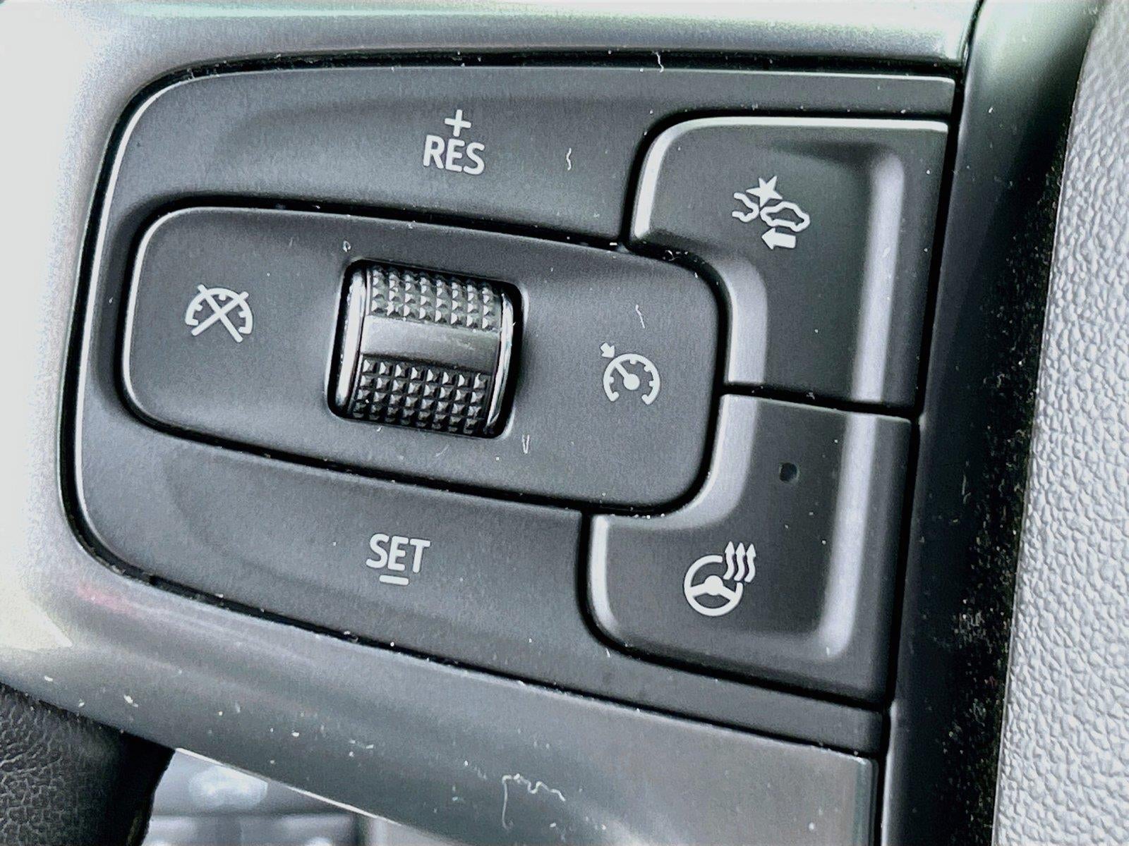 2022 Chevrolet Silverado 1500 4WD Crew Cab Short Bed RST