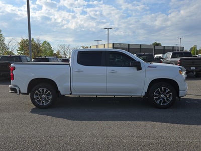2022 Chevrolet Silverado 1500 4WD Crew Cab Short Bed RST