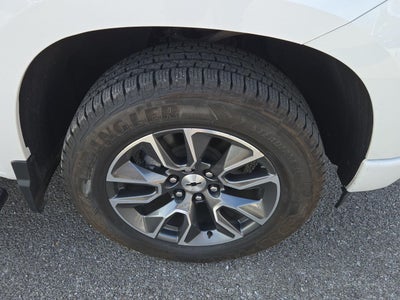 2022 Chevrolet Silverado 1500 4WD Crew Cab Short Bed RST