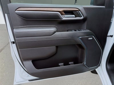 2023 Chevrolet Silverado 1500 4WD Crew Cab Short Bed RST