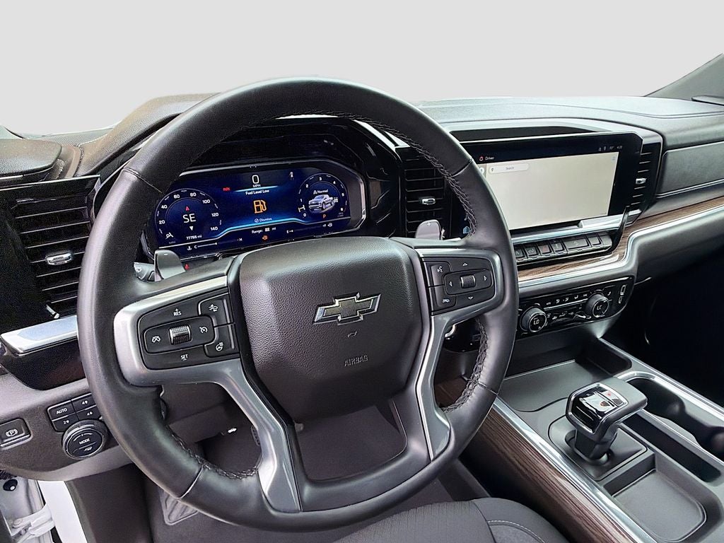 2023 Chevrolet Silverado 1500 4WD Crew Cab Short Bed RST