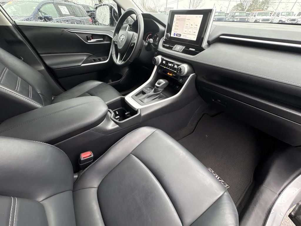 2023 Toyota RAV4 XLE Premium