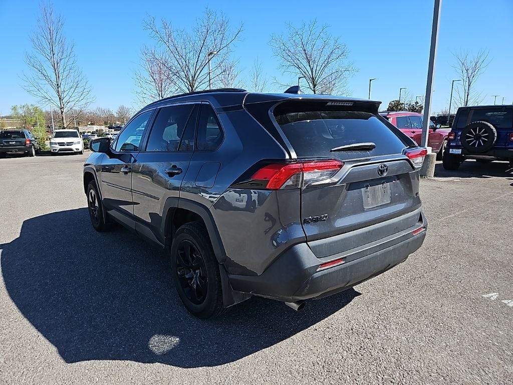 2021 Toyota RAV4 LE