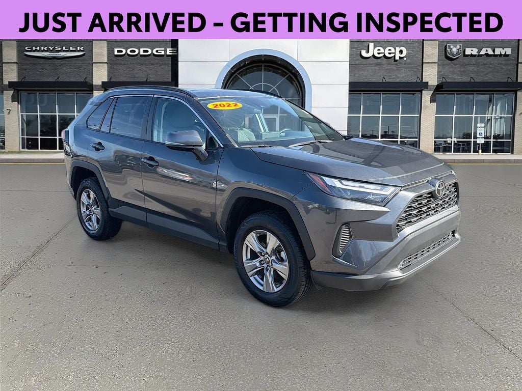 2022 Toyota RAV4 XLE