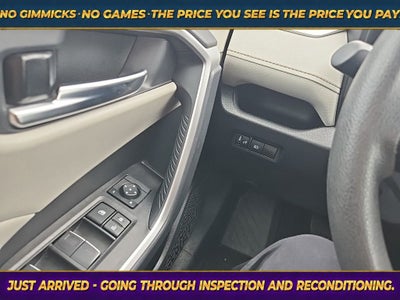 2025 Toyota Rav4 XLE