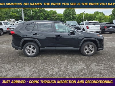 2025 Toyota Rav4 XLE