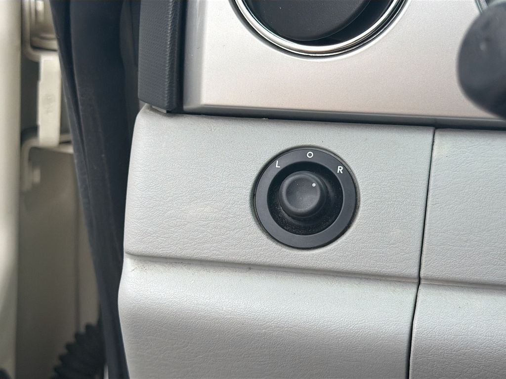 2007 Chrysler PT Cruiser Base