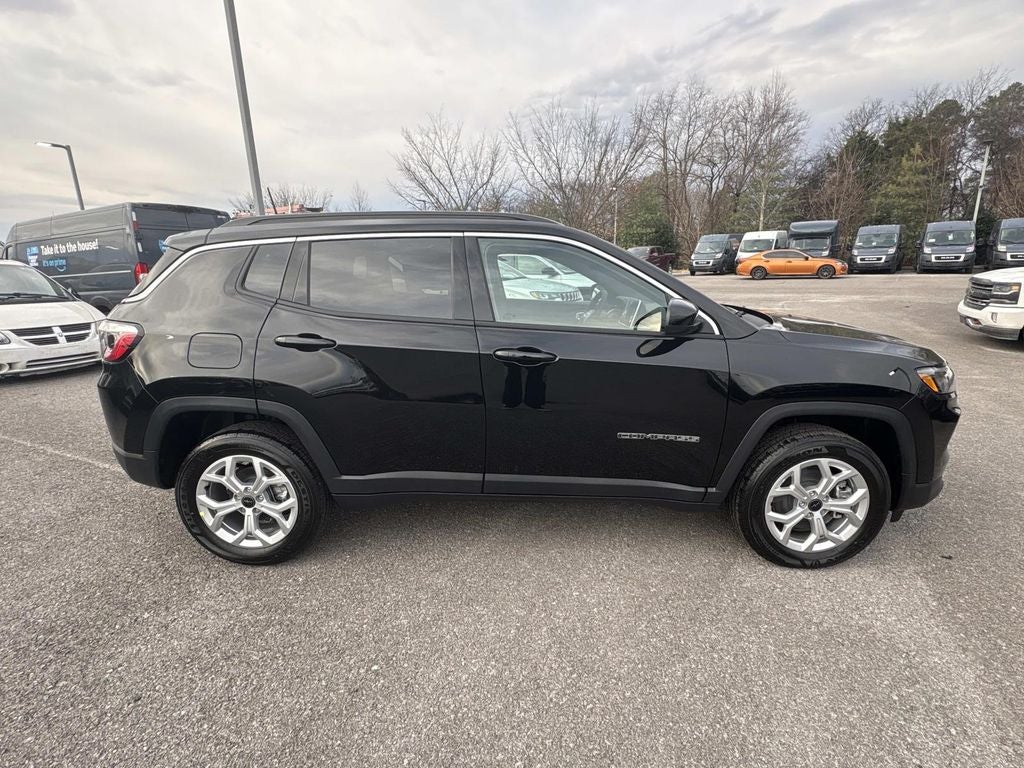 2026 Jeep Compass COMPASS LATITUDE 4X4