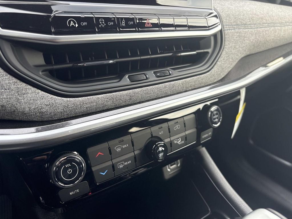 2026 Jeep Compass COMPASS LATITUDE 4X4