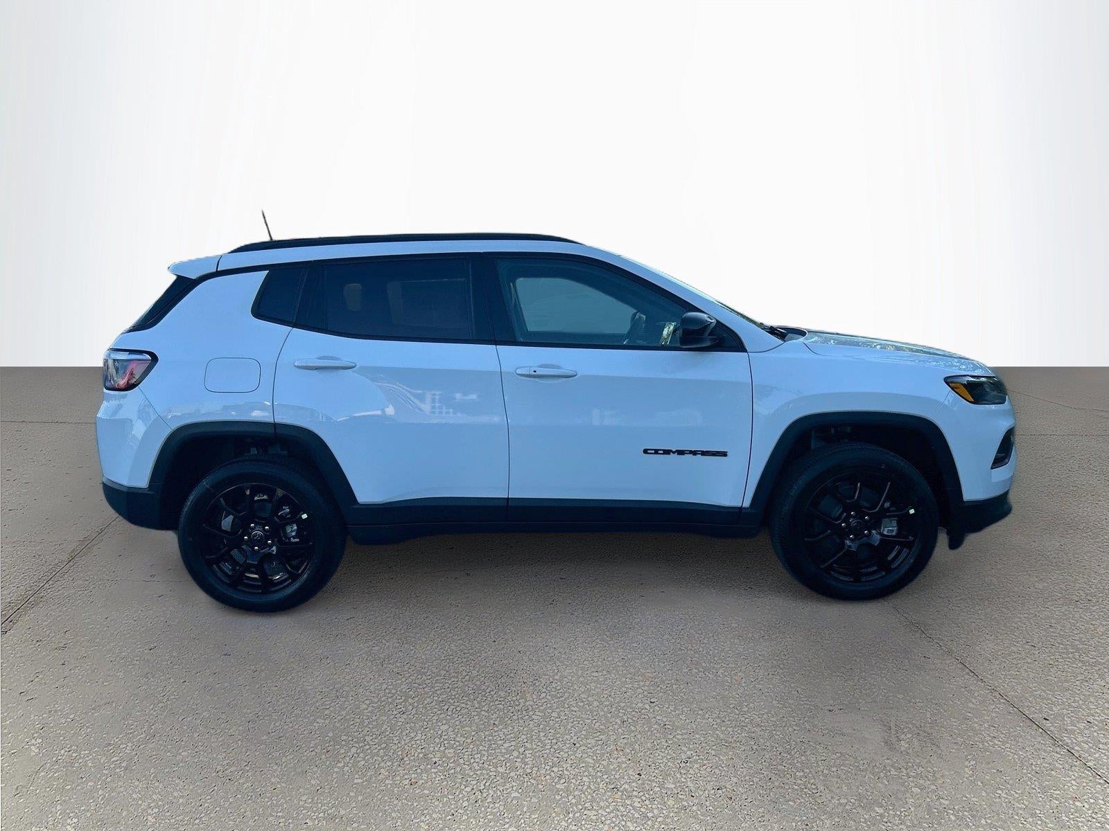 2027 Jeep Compass COMPASS LATITUDE ALTITUDE 4X4
