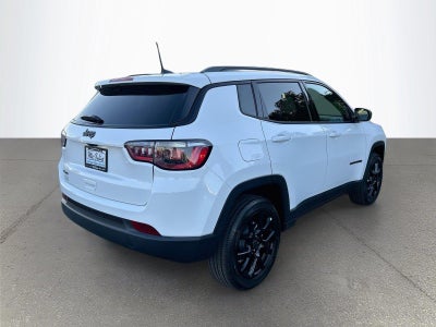 2027 Jeep Compass COMPASS LATITUDE ALTITUDE 4X4