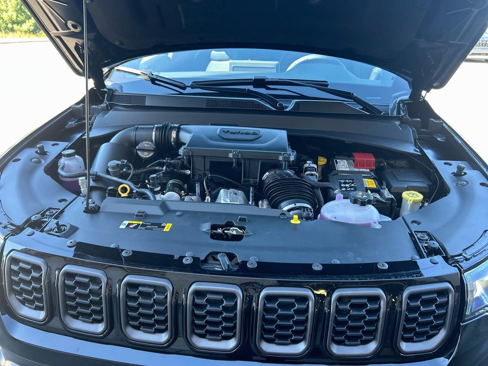 2027 Jeep Compass COMPASS LATITUDE ALTITUDE 4X4