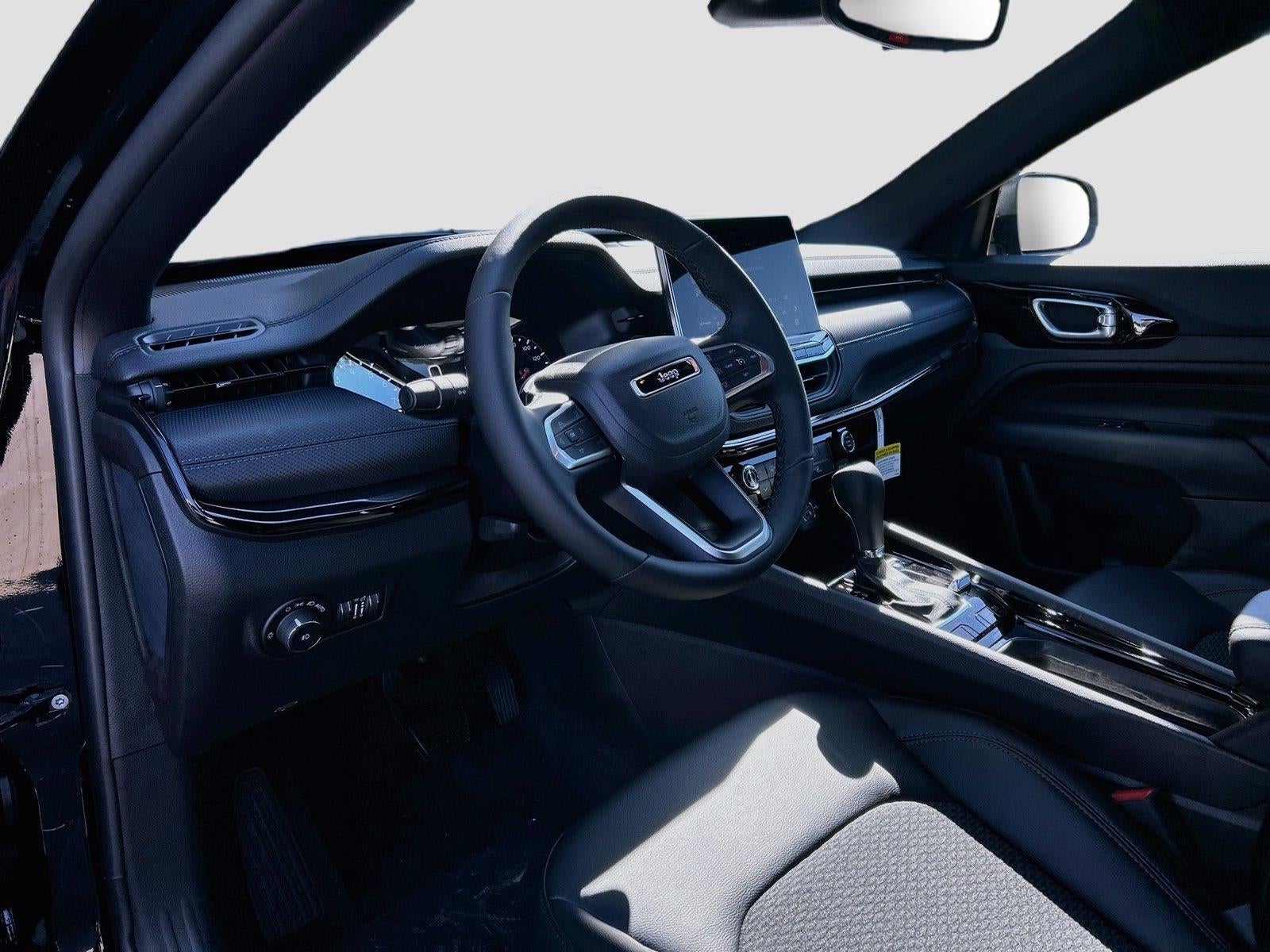 2027 Jeep Compass COMPASS LATITUDE ALTITUDE 4X4