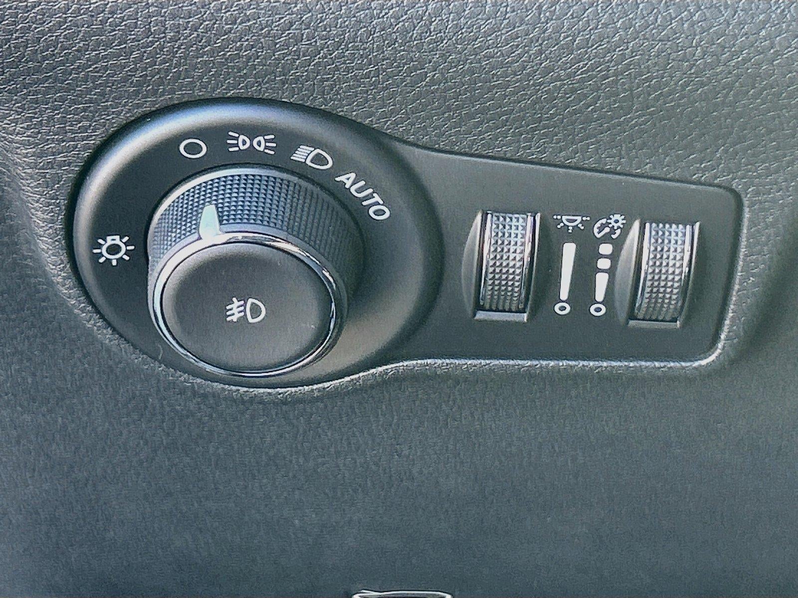 2027 Jeep Compass COMPASS LATITUDE ALTITUDE 4X4