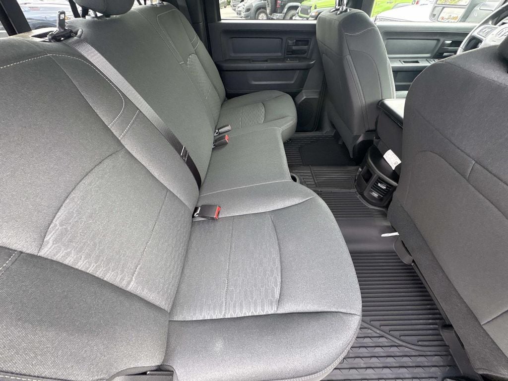 2026 RAM Ram 2500 RAM 2500 WARLOCK CREW CAB 4X4 6'4' BOX