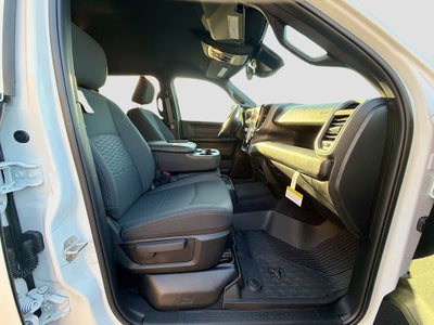 2026 RAM Ram 2500 RAM 2500 BLACK EXPRESS CREW CAB 4X4 6'4' BOX