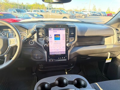 2026 RAM Ram 2500 RAM 2500 BLACK EXPRESS CREW CAB 4X4 6'4' BOX