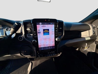 2026 RAM Ram 2500 RAM 2500 BLACK EXPRESS CREW CAB 4X4 6'4' BOX