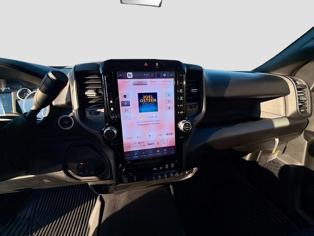 2026 RAM Ram 2500 RAM 2500 BLACK EXPRESS CREW CAB 4X4 6'4' BOX