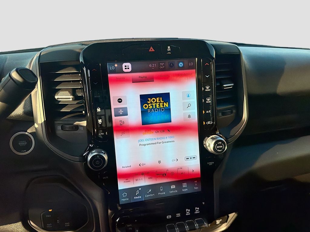 2026 RAM Ram 2500 RAM 2500 BLACK EXPRESS CREW CAB 4X4 6'4' BOX