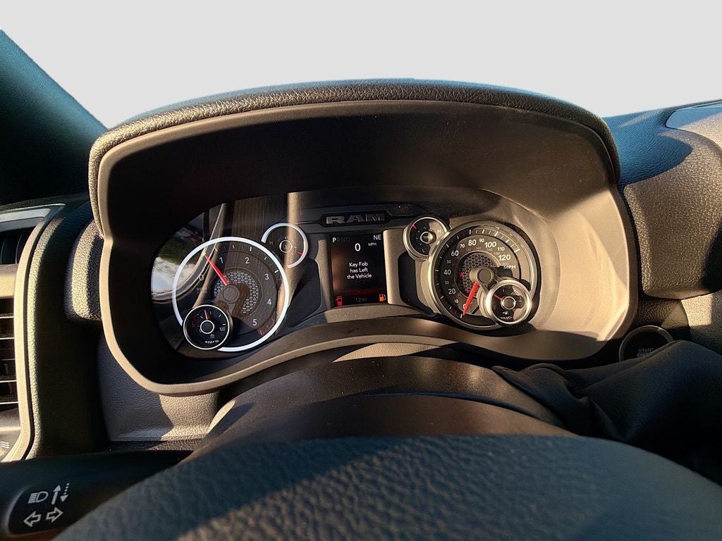 2026 RAM Ram 2500 RAM 2500 BLACK EXPRESS CREW CAB 4X4 6'4' BOX