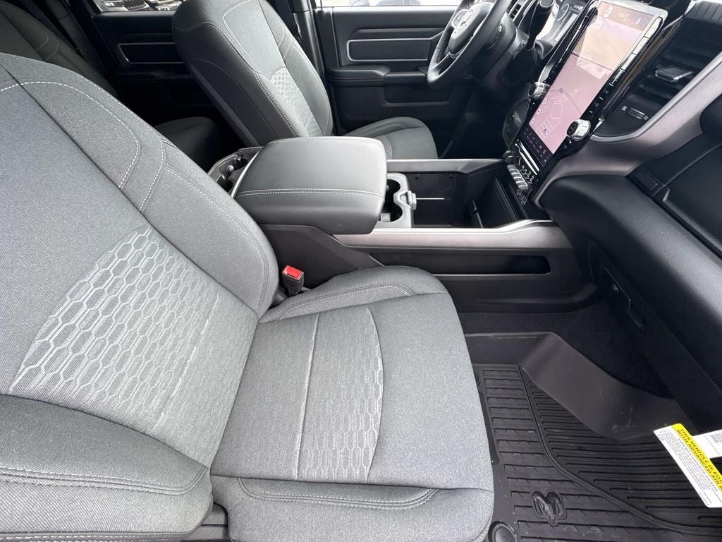 2025 RAM Ram 2500 RAM 2500 BIG HORN CREW CAB 4X4 6'4' BOX