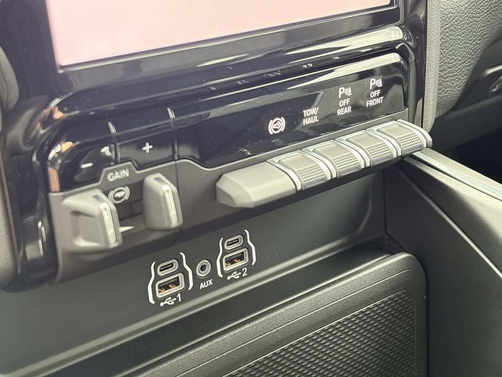 2025 RAM Ram 2500 RAM 2500 BIG HORN CREW CAB 4X4 6'4' BOX