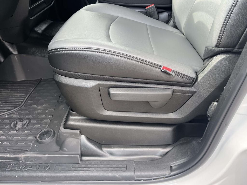 2025 RAM Ram 2500 RAM 2500 TRADESMAN CREW CAB 4X4 8' BOX