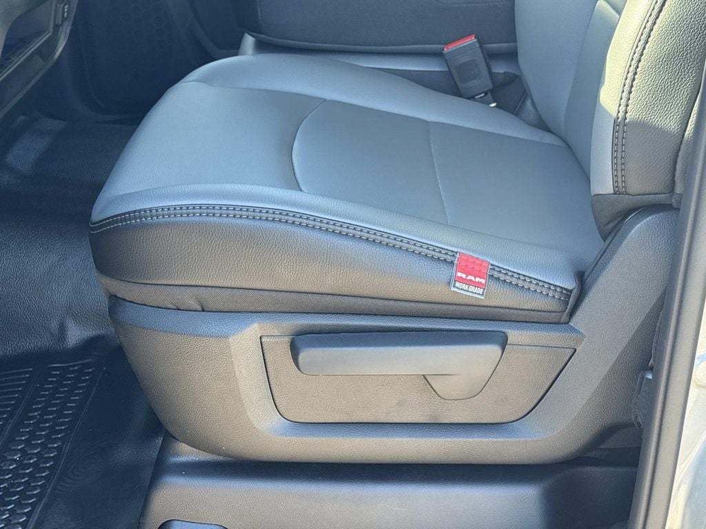 2026 RAM Ram 2500 RAM 2500 TRADESMAN CREW CAB 4X4 8' BOX