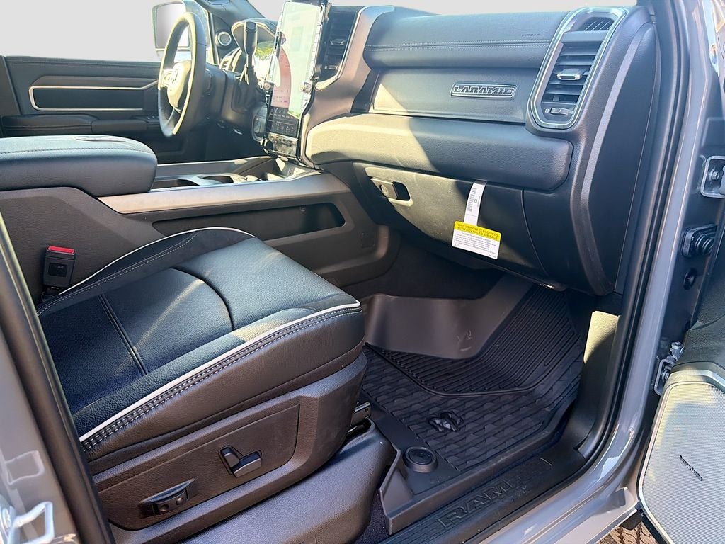 2026 RAM Ram 2500 RAM 2500 LARAMIE MEGA CAB 4X4 6'4' BOX