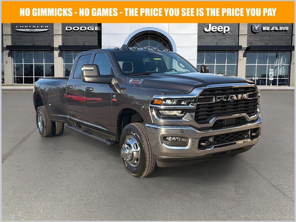 2026 RAM Ram 3500 RAM 3500 TRADESMAN CREW CAB 4X4 8' BOX