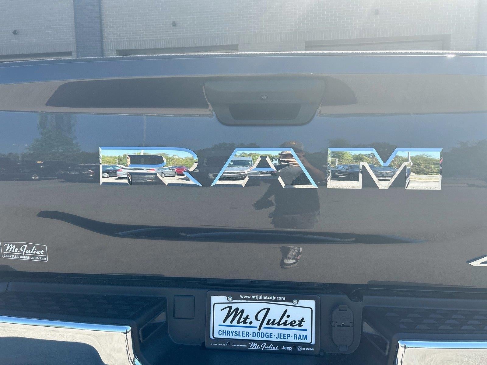 2027 RAM Ram 3500 RAM 3500 TRADESMAN CREW CAB 4X4 8' BOX